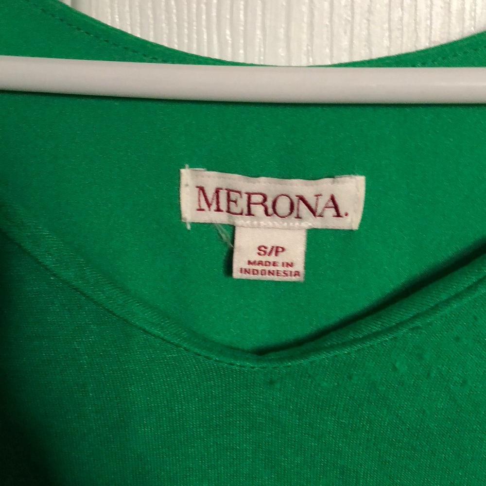 Green Tank Top - Picture 2 of 2
